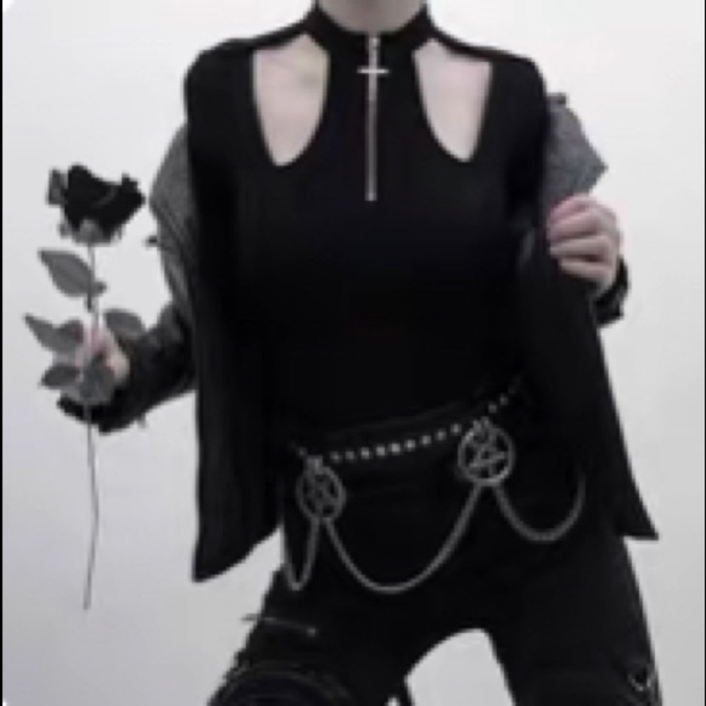 Gothic Lolita long sleeve style cotton top with cross zipper